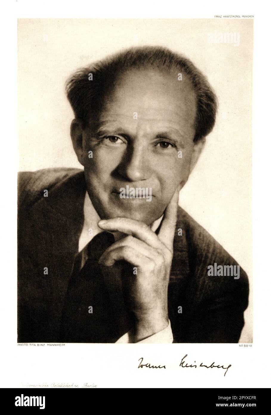 Werner Karl Heisenberg (1901-1976), deutscher Physiker. Heisenberg erhielt 1932 den Nobelpreis für Physik. Foto von Tita Binz, Mannheim. Foto: Heliogravure, Corpus Imaginum, Hanfstaengl. Sammlung (unbefristetes Foto). [Maschinelle Übersetzung] Stockfoto