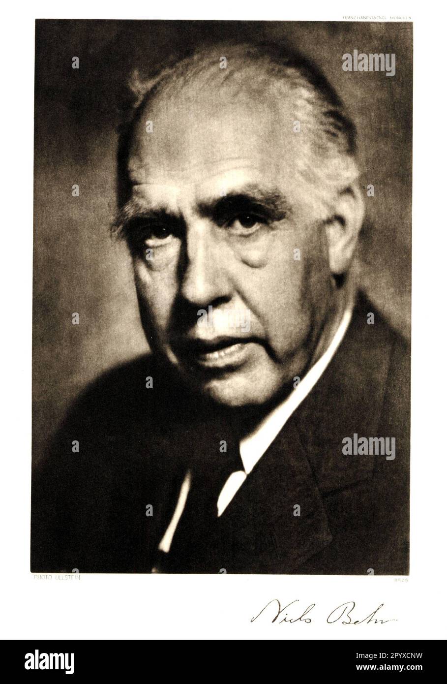 Niels Henrik David Bohr (1885-1962), dänischer Physiker und Nobelpreisträger (1922). Foto von Ullstein. Foto: Heliogravure, Corpus Imaginum, Hanfstaengl Collection. Unbezahltes Foto, wahrscheinlich aus den 1950er. [Maschinelle Übersetzung] Stockfoto