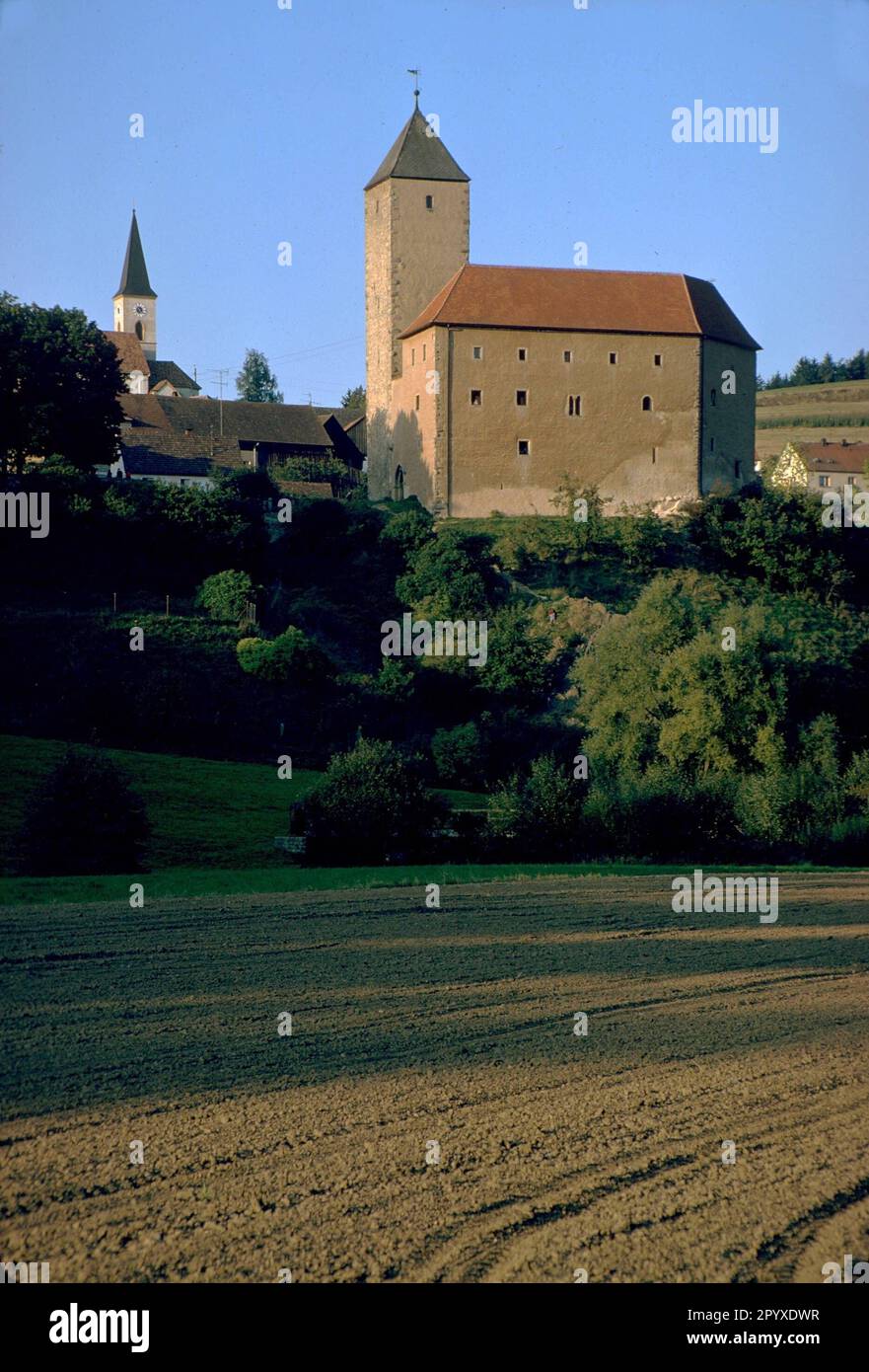 Auf dem Schloss Trausnitz in Tal hielt Ludwig der Bayerische Friedrich der Messe von Österreich für 28 Monate gefangen, nachdem er seine letzte große Schlacht bei Ampfing verlor. (Foto ohne Datum) Stockfoto