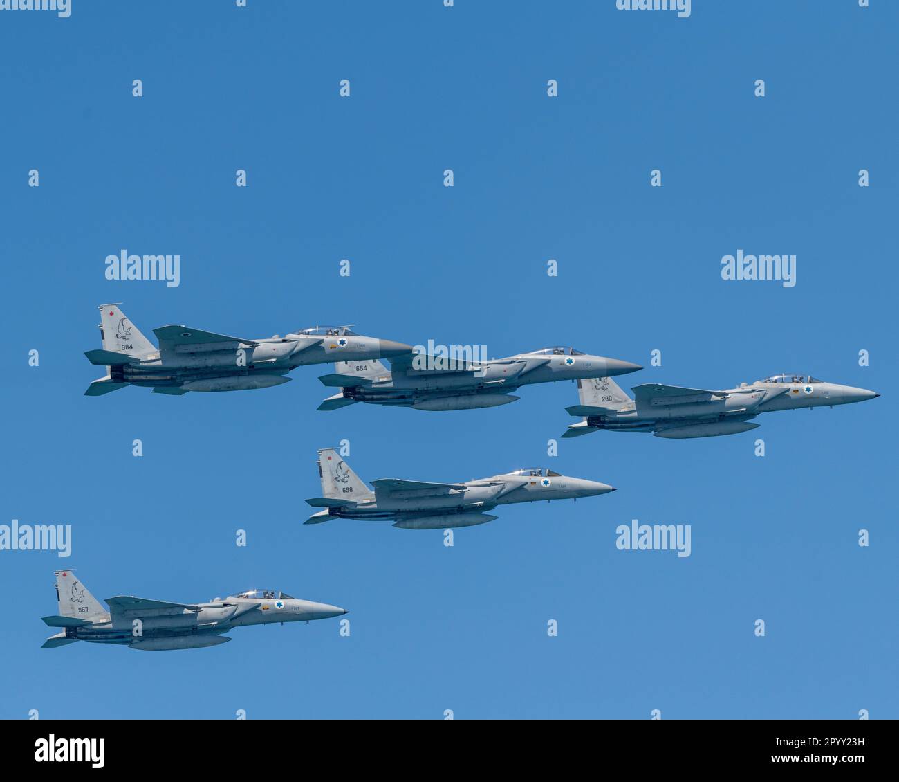 Israel Air Force F15. Geschwader im Flug Nahaufnahme Stockfoto