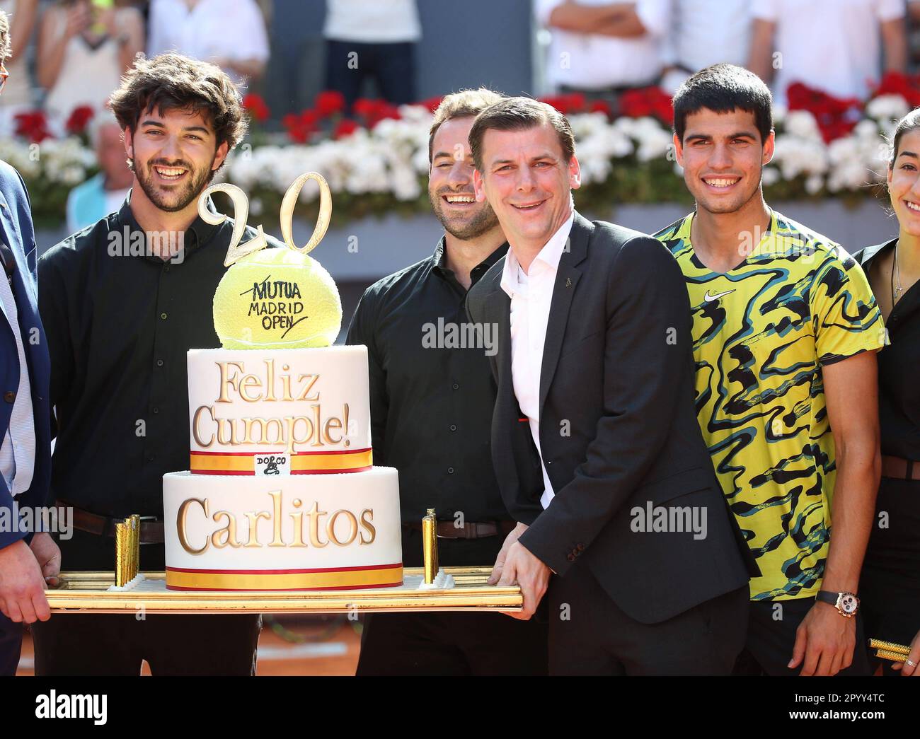 Madrid, Spanien. 05. Mai 2023. Carlos Alcaraz feiert seinen Geburtstag mit einem Sieg und geht in das Finale der Mutua Madrid Open über. Madrid, 05. Mai 2023 Carlos Alcaraz celebra con victoria su cumpleaños y avanza a a la final del Mutua Madrid Open. Madrid 05 de Mayo de 2023 900/CORDONPRESS Kredit: CORDON PRESS/Alamy Live News Stockfoto