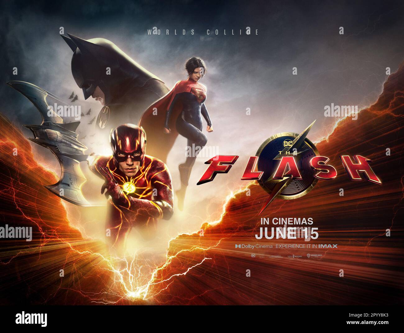 VERÖFFENTLICHUNGSDATUM: 16. Juni 2023. TITEL: Der rote Blitz. STUDIO: Warner Bros DIREKTOR: Andy Muschietti. PLAN: Barry Allen benutzt seine Supergeschwindigkeit, um die Vergangenheit zu ändern, aber sein Versuch, seine Familie zu retten, schafft eine Welt ohne Superhelden, die ihn zwingt, um sein Leben zu Rennen, um die Zukunft zu retten. IN DER HAUPTROLLE: EZRA MILLER als Barry Allen/The Flash Poster Art. (Kreditbild: © Warner Bros/Entertainment Pictures/ZUMAPRESS.com) NUR REDAKTIONELLE VERWENDUNG! Nicht für den kommerziellen GEBRAUCH! Stockfoto