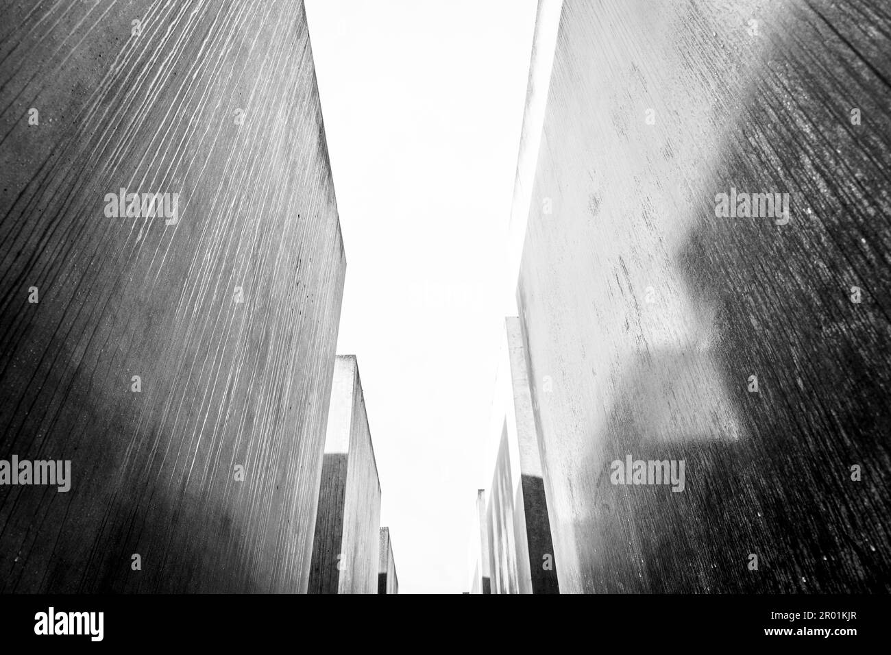 Tropfen wie Tränen, Holocaust-Mahnmal, Berlin, Bundesrepublik Deutschland. Stockfoto