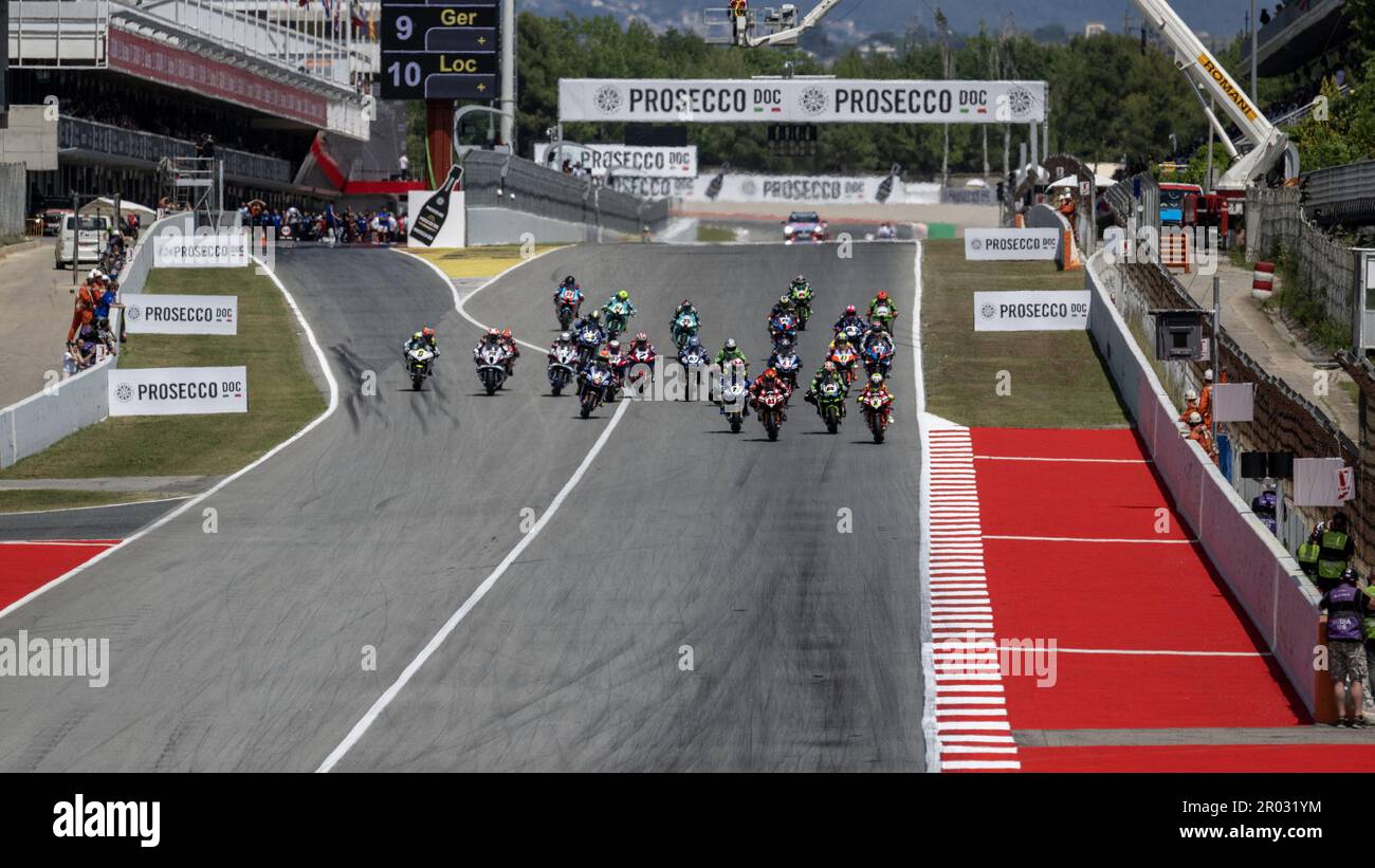 Barcellona, Spanien. 06. Mai 2023. Circuit de Barcelona-Catalunya, Barcellona, Spanien, 06. Mai 2023, Circuito di Barcellona, Barcellona - Spagna 3-5 maggio 2023 Race1 während der Prosecco DOC Catalunya Round FIM Superbike World Championship 2023 - Race1 - World Superbike - SBK Credit: Live Media Publishing Group/Alamy Live News Stockfoto