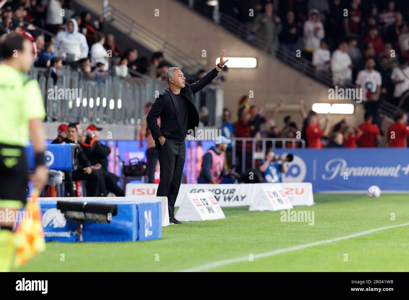 Sydney, Australien. 06. Mai 2023. Coach, Marko Rudan von den Wanderers, teilte seinen Spielern während des Eliminierungsfinalspiels zwischen den Wanderers und dem FC Sydney am 6. Mai 2023 im CommBank Stadium in Sydney, Australien, mit. Kredit: IOIO IMAGES/Alamy Live News Stockfoto