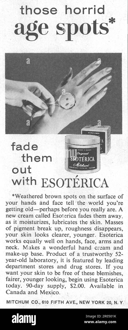 Esoterica-Salbe auf die Haut aufgetragen für Sommersprossen, Altersflecken-Werbung in einem Journal-Magazin 1965 Stockfoto