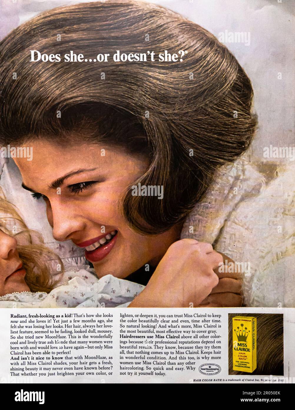 MISS CLAIROL Haarfarbe mutter mit Kind Vintage-Werbeanzeige in einer Zeitschrift, 1965 Stockfoto