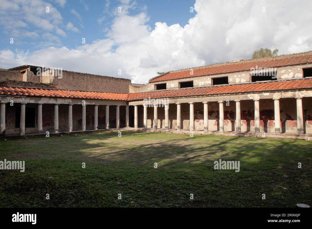 Ausgrabungen von Oplontis, in Torre Annunziata, Beispiel einer üppigen römischen Villa, die Villa poppea, bedeckt während des Ausbruchs des Vesuv 79 v. Chr. Stockfoto