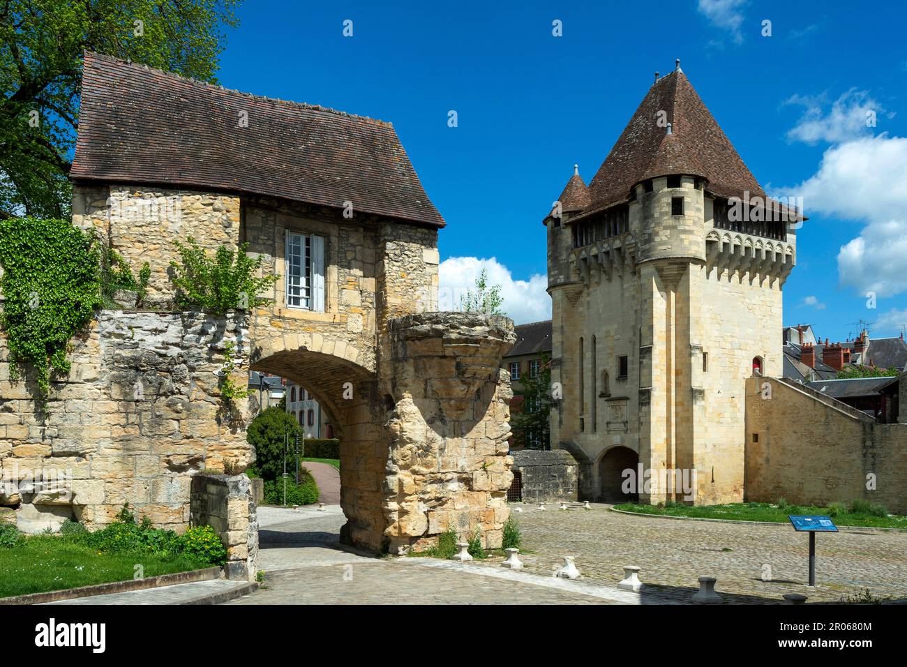 Nevers. Das Croux Gate. Abteilung Nièvre. Bourgogne Franche Comté. Frankreich Stockfoto