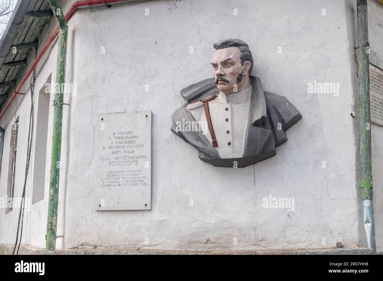 Chisinau, Moldau 8. März 2023 Denkmal für Lev Nikolajewitsch Tolstoi