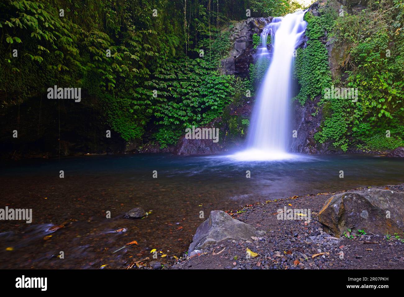 Kleiner Git Git Wasserfall, Zentralbali, Bali, Indonesien Stockfoto