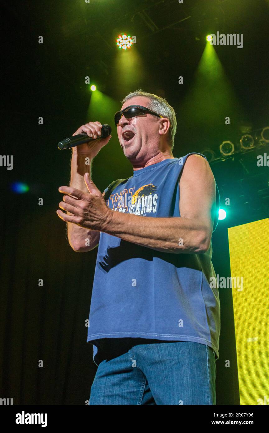 Costa Mesa, Kalifornien, 6. August 2014: Deep Purple's Leadsänger Ian Gillan im Pacific Amphitheatre. Stockfoto
