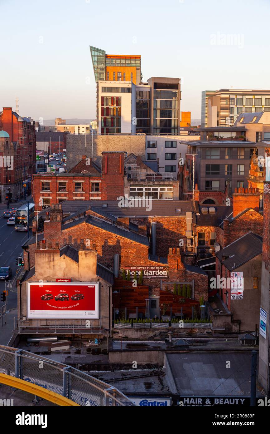 MANCHESTER, ENGLAND: FEBRUAR 27,2014 - Panoramablick auf Manchester City, Großbritannien Stockfoto