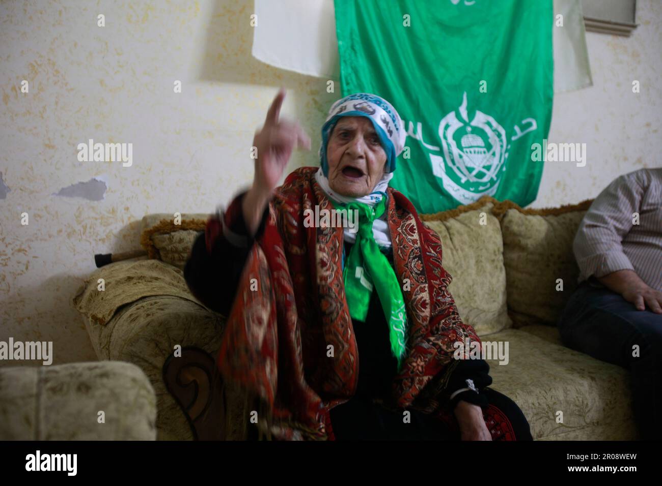 Nablus, Palästina. 07. Mai 2023. Großmutter von Hassan alQatanani