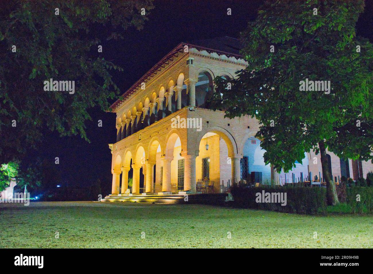 Mogosoaia-Palast in Bukarest bei Nacht Stockfoto