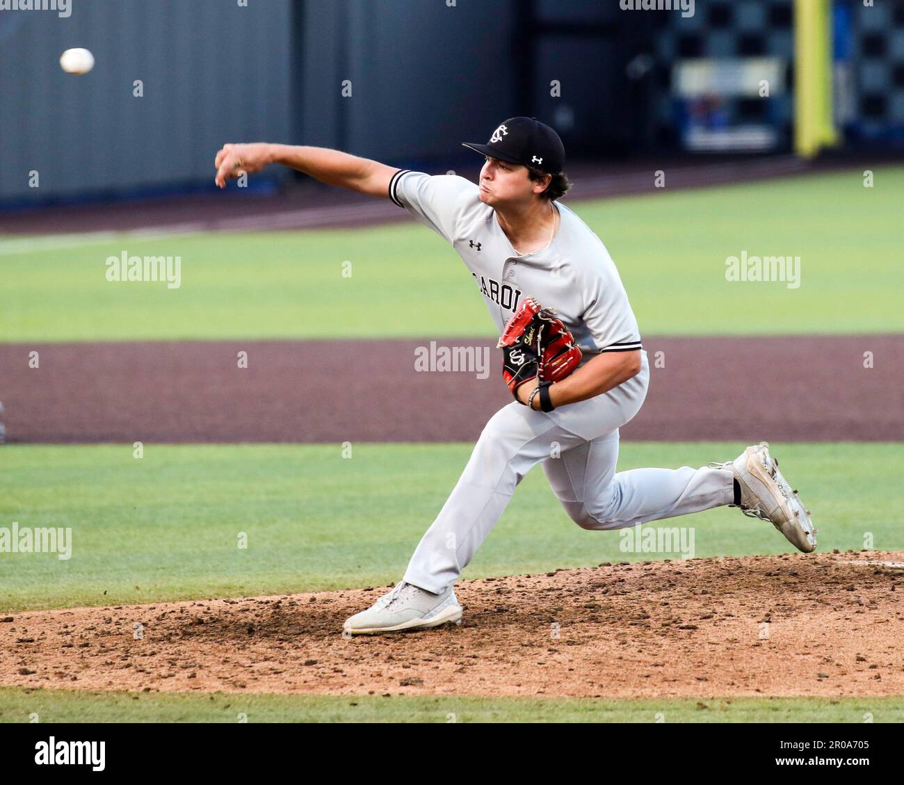 Lexington, KY, USA. 5. Mai 2023. Austin Williamson schlägt bei einem Spiel zwischen den Kentucky Wildcats und den South Carolina Gamecocks im Kentucky Proud Park in Lexington, KY, zu. Kevin Schultz/CSM(Kreditbild: © Kevin Schultz/Cal Sport Media). Kredit: csm/Alamy Live News Stockfoto