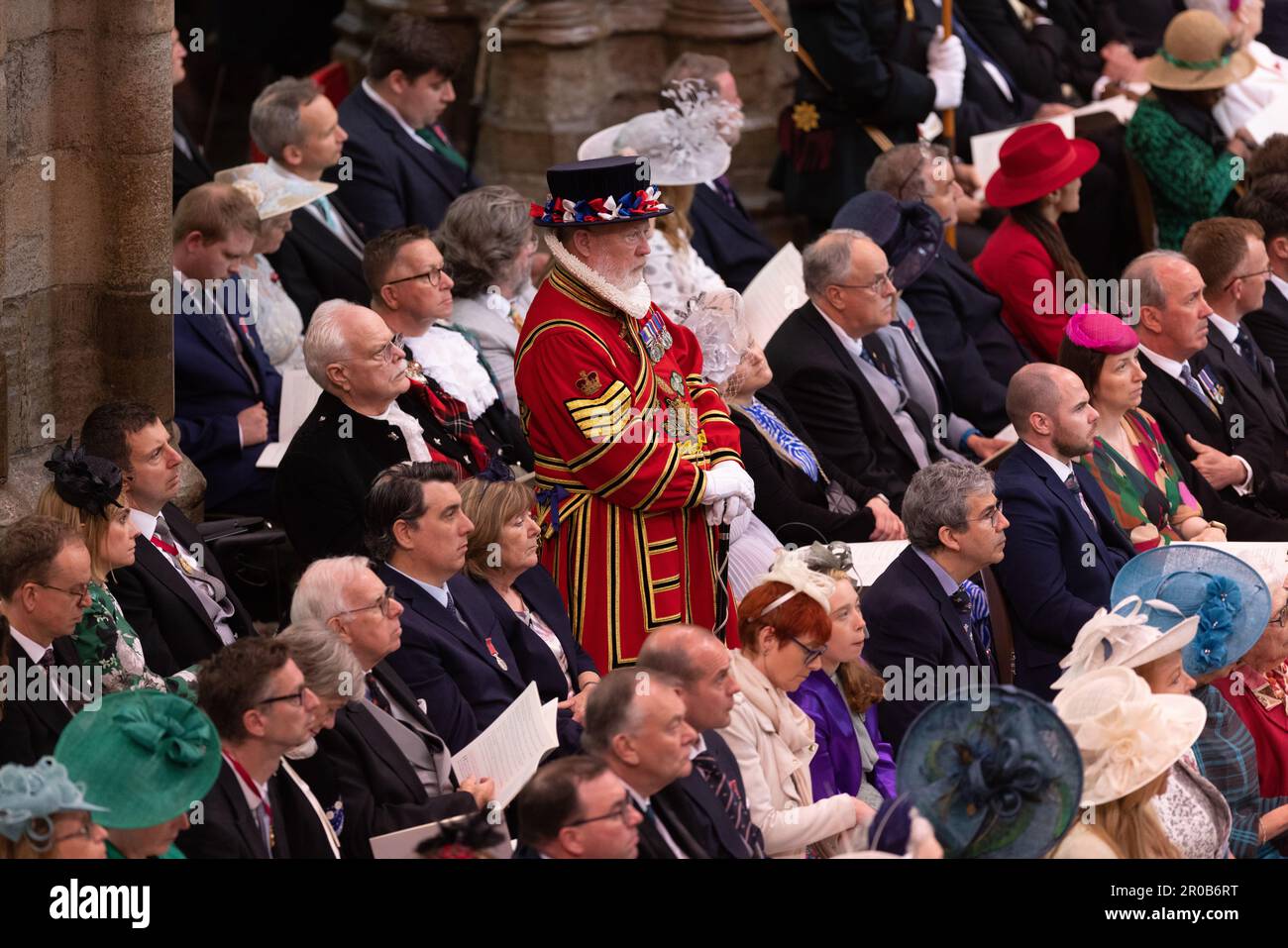 WedDecor Prinz Charles Papp-Maske – Für Kostümpartys, Königliche Feiern, Junggesellinnenabschiede