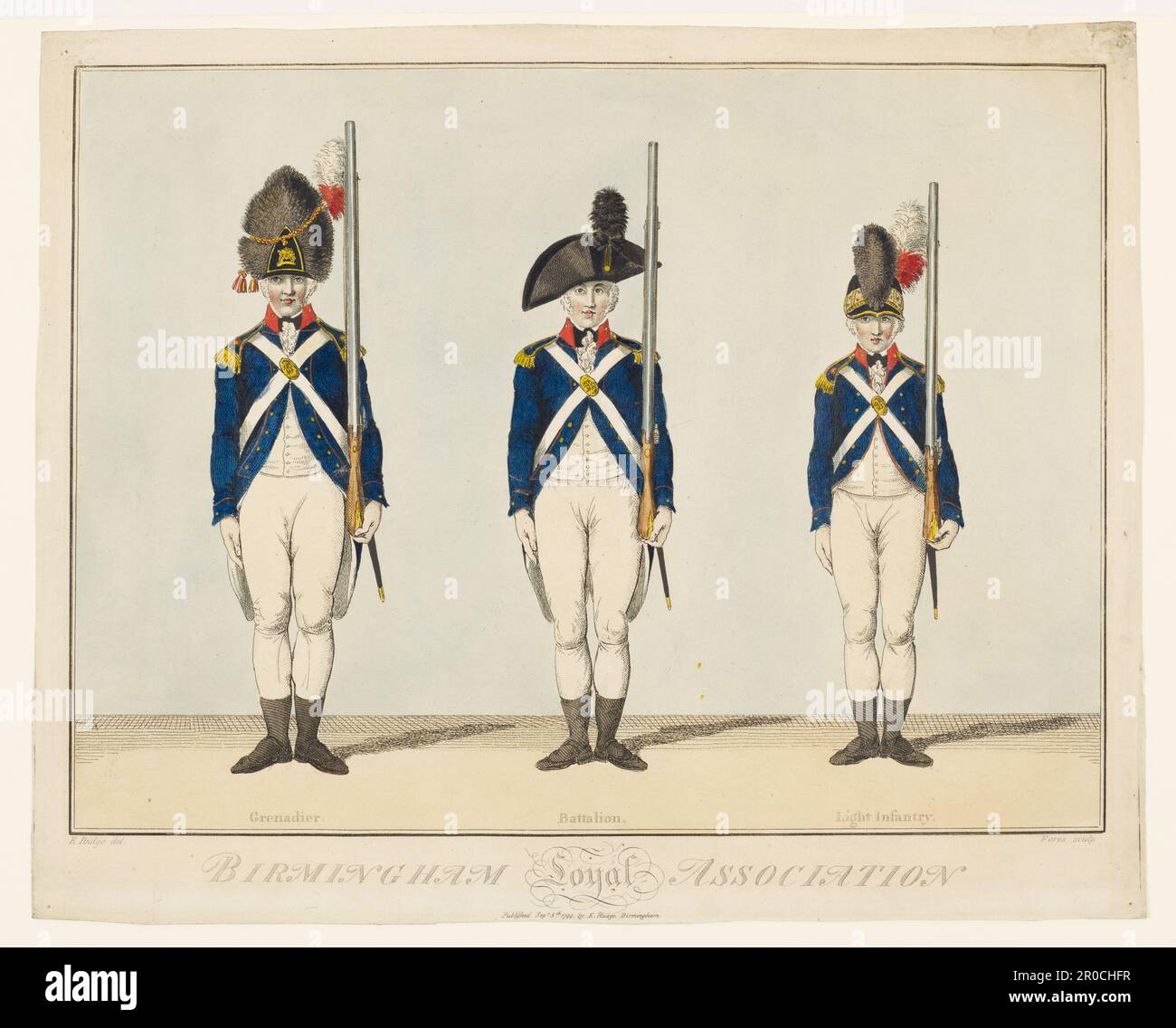 Farbige Gravur - Birmingham Loyal Association, 05/09/1799. Graviererin: E. Rudge. Danach: S W Fores. Uniformen und Waffen von drei Infanteristen der Birmingham Loyal Association - Grenadier. Bataillon und leichte Infanterie. Stockfoto