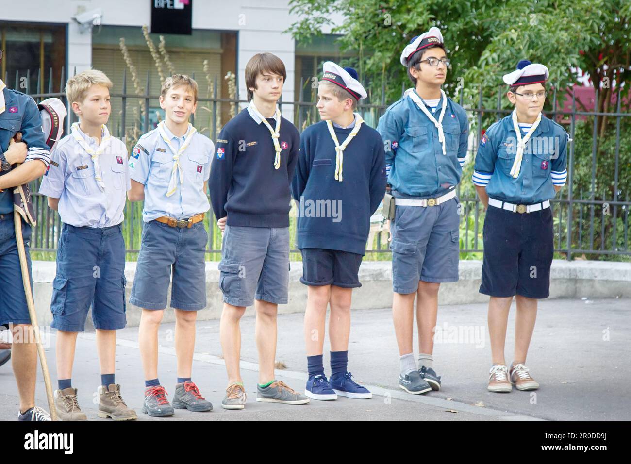 Paris, Frankreich - 23. September 2017: French Boy Scouts (Scout Unitaines de France), Kinder-Rallye (Rotluchse). Soziale Gruppenarbeit, Jugendorganisationen Stockfoto