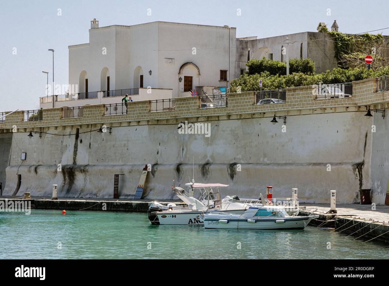 Der Hafen von Tricase, der seit 1400 bekannt ist, ist ein natürlicher Einlass - Salento, Apulien, Italien Stockfoto