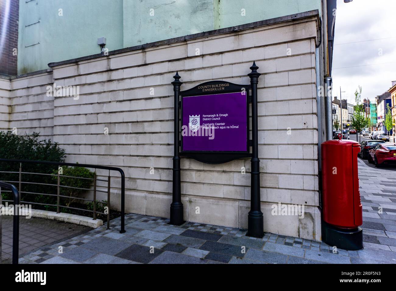 Die County Buildings Enniskillen, Nordirland. Die Verwaltungsbüros von. Bezirksrat Fermanagh und Omagh. Stockfoto