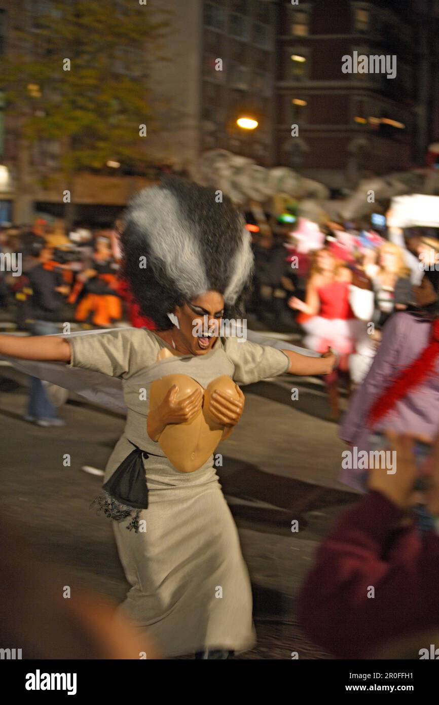 Halloween-Parade entlang der 5. Avenue, Manhattan, New York City, USA Stockfoto