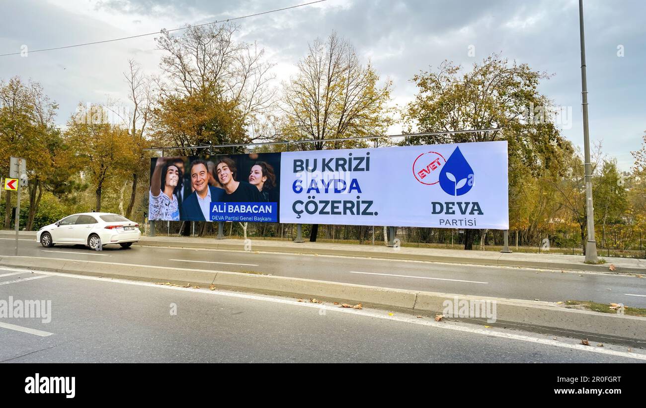 Eyup, Istanbul, Türkei - 07.Mai 2023: Signature-Botschaft der Partei Demokratie und Fortschritt, DEVA auf Türkisch, von der Nation Alliance Stockfoto