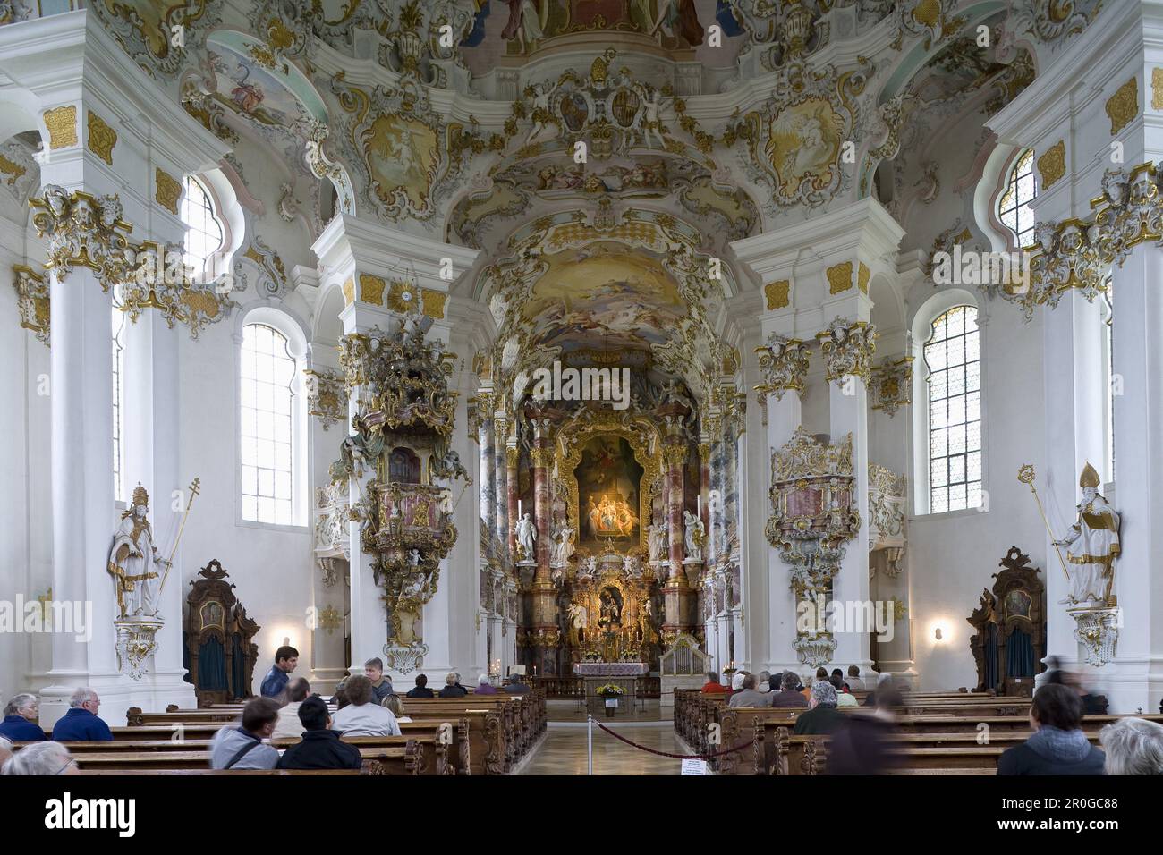 Innenansicht der Wieskirche in Steingaden, Pfaffenwinkel, erbaut von 1745 bis 1754 von den Brüdern Johann Baptist und Dominikus Zimmermann, U Stockfoto