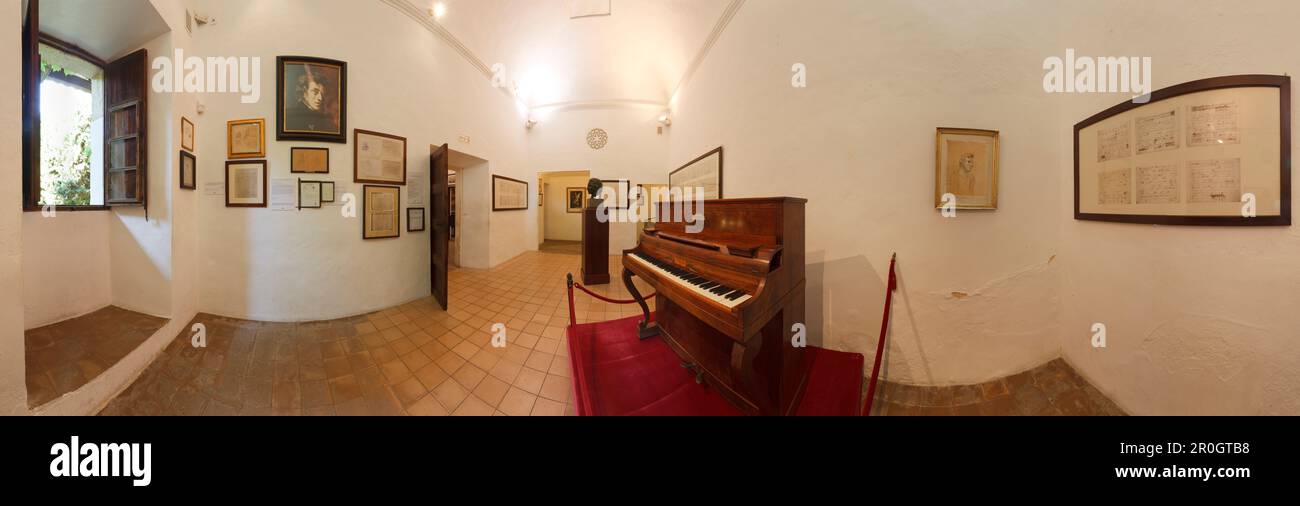 Piano de Pleyel in Zelle 4 im Kloster Sa Cartoixa, La Cartuja, Valdemossa, Tramuntana, Mallorca, Balearen, Spanien, Europa Stockfoto