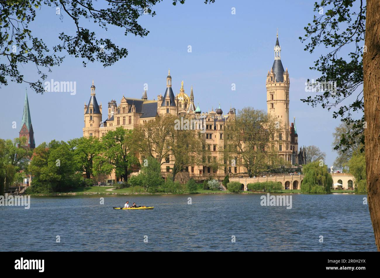 Schweriner See mit Schloss und Kathedrale, Schwerin, Mecklenburg-Vorpommern, Deutschland, Europa Stockfoto