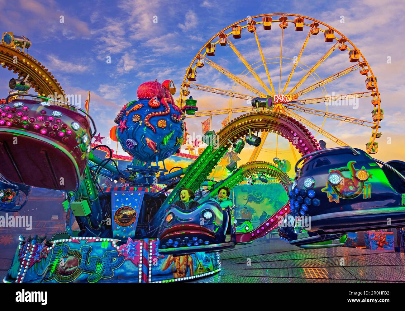 Palmkirmes, größte Gemeindemesse im Frühling in NRW bei Nacht, Deutschland, Nordrhein-Westfalen, Ruhrgebiet, Recklinghausen Stockfoto