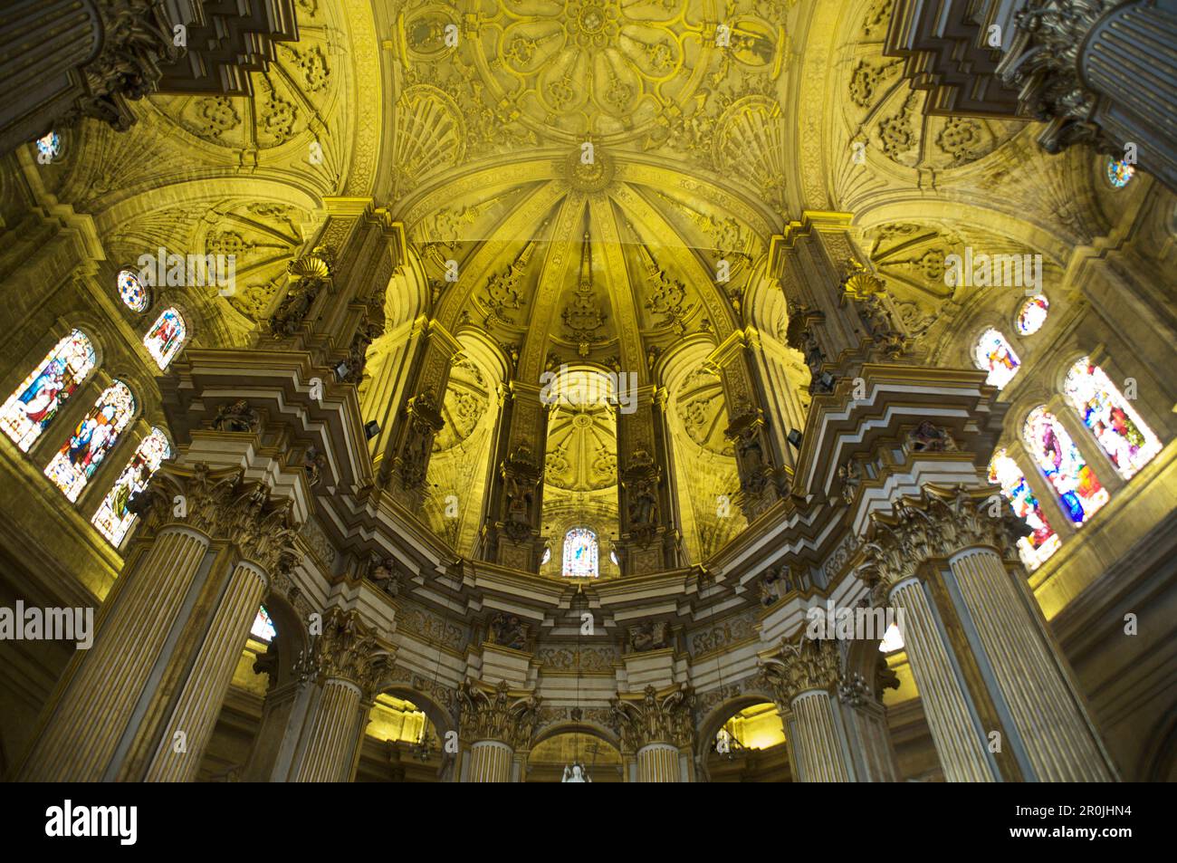 Blick auf die Cuppola der Kathedrale in Malaga, Andalusien, Spanien Stockfoto