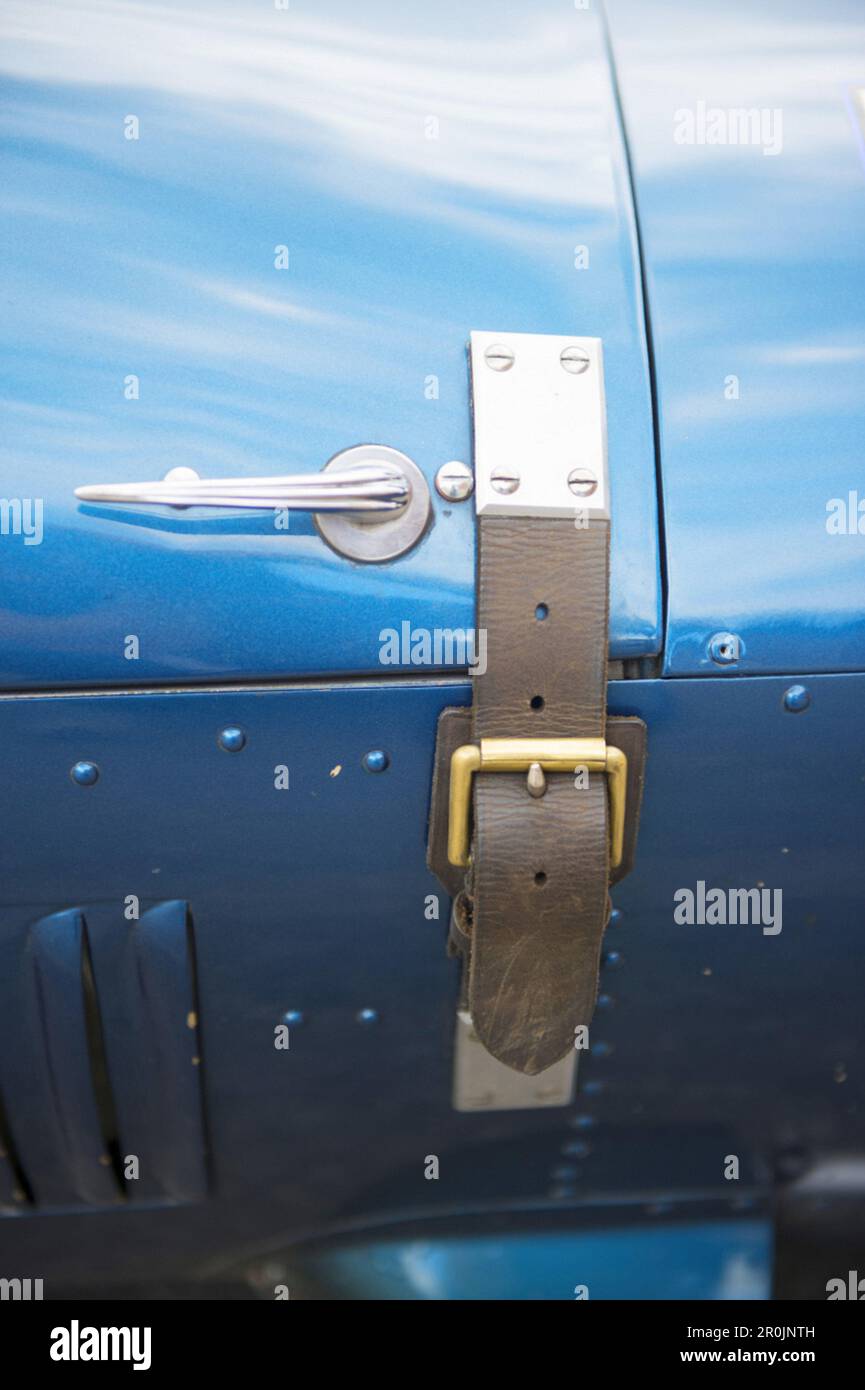 Jaguar Racing Transporter, Jaguar Team, Typ C, Typ D, Ausstellungshallen, Mille Miglia, 1000 Miglia, Oldtimer, Motorrennen, Rallye, Brescia, Lombardei, Stockfoto