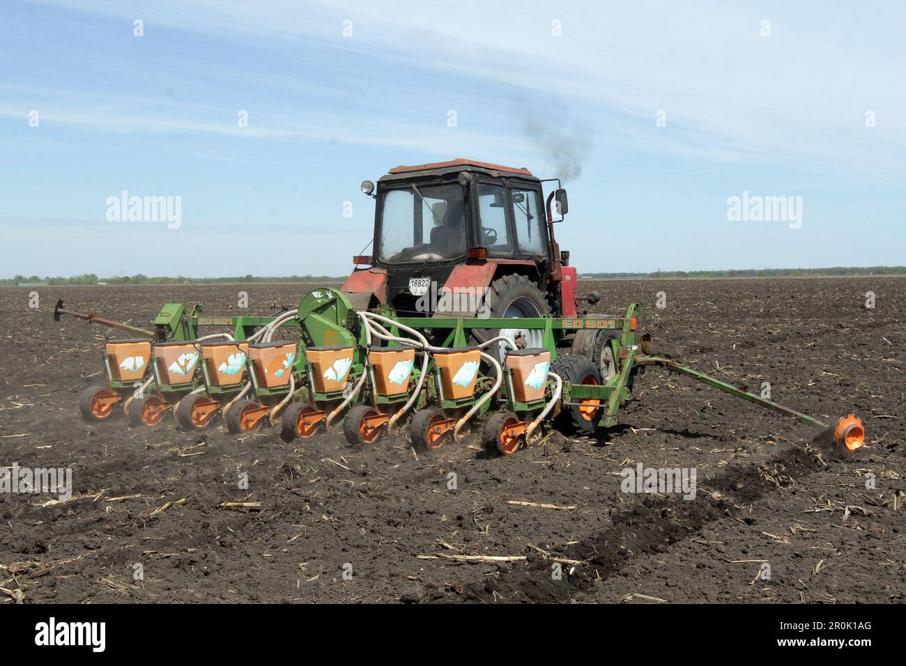 Nicht exklusiv: REGION DNIPRO, UKRAINE - 07. MAI 2023 - Aussaatkampagne im Agrarbetrieb Agro-Oven im Bezirk Novomoskovsk, Stockfoto