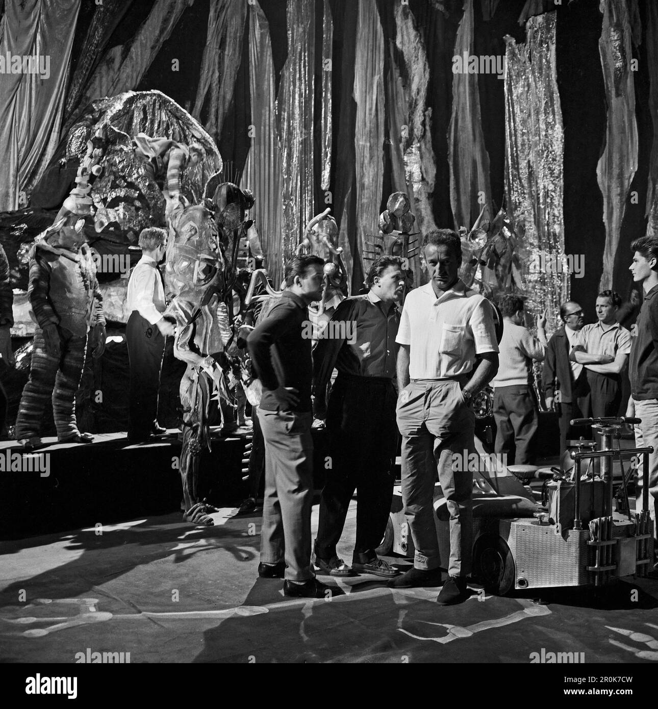 Faust, Spielfilm nach dem Stück von Johann Wolfgang von Goethe, Deutschland 1960, Regie: Peter Gorski, Kamerateam vor dem Drehen der Szenerie der Walpurgisnacht am Brocken Stockfoto