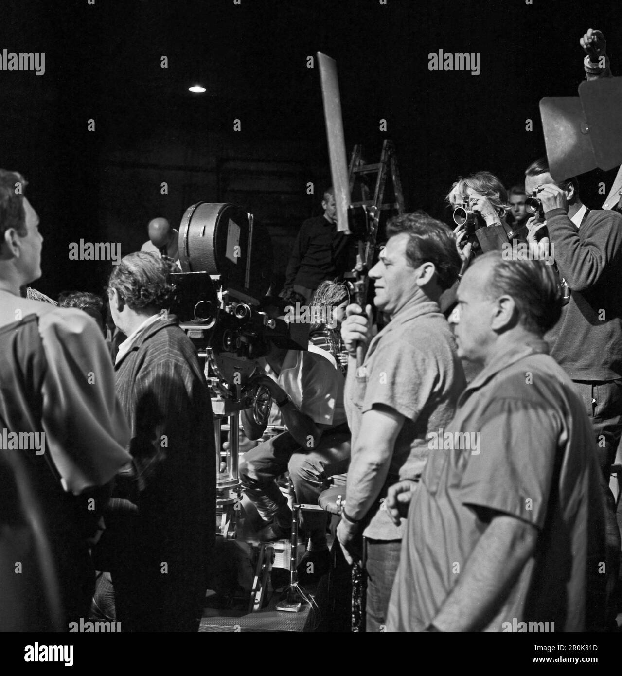 Faust, Spielfilm nach dem Stück von Johann Wolfgang von Goethe, Deutschland 1960, Regie: Peter Gorski, Filmteam während der Sequenz der Walpurgisnacht am Brocken. Stockfoto