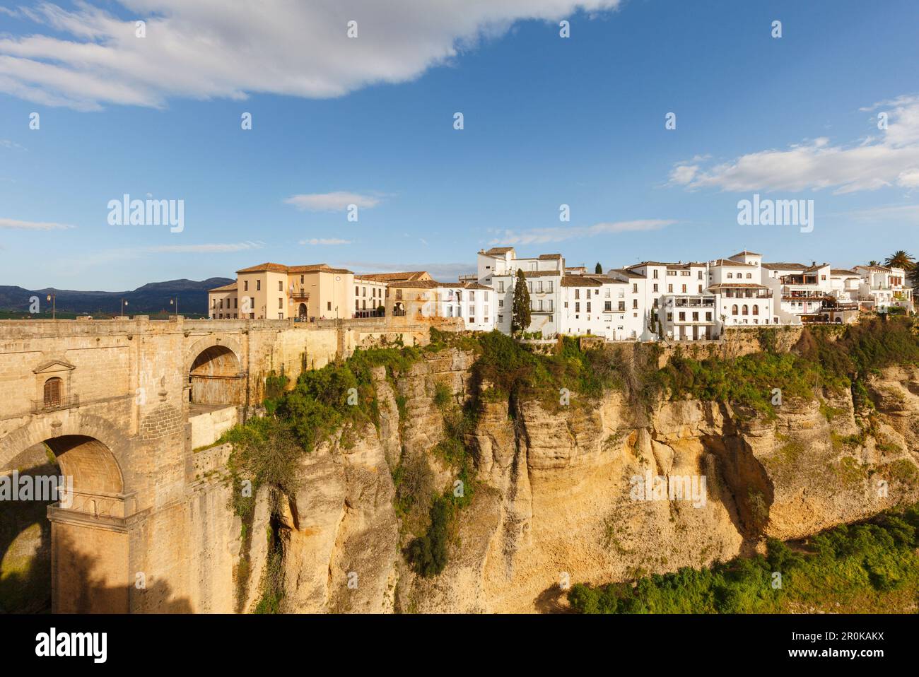 Puente Nuevo Brücke, Schlucht von Rio Guadalevin, La Ciudad, Ronda, Provinz Malaga, Andalusien, Spanien, Europa Stockfoto