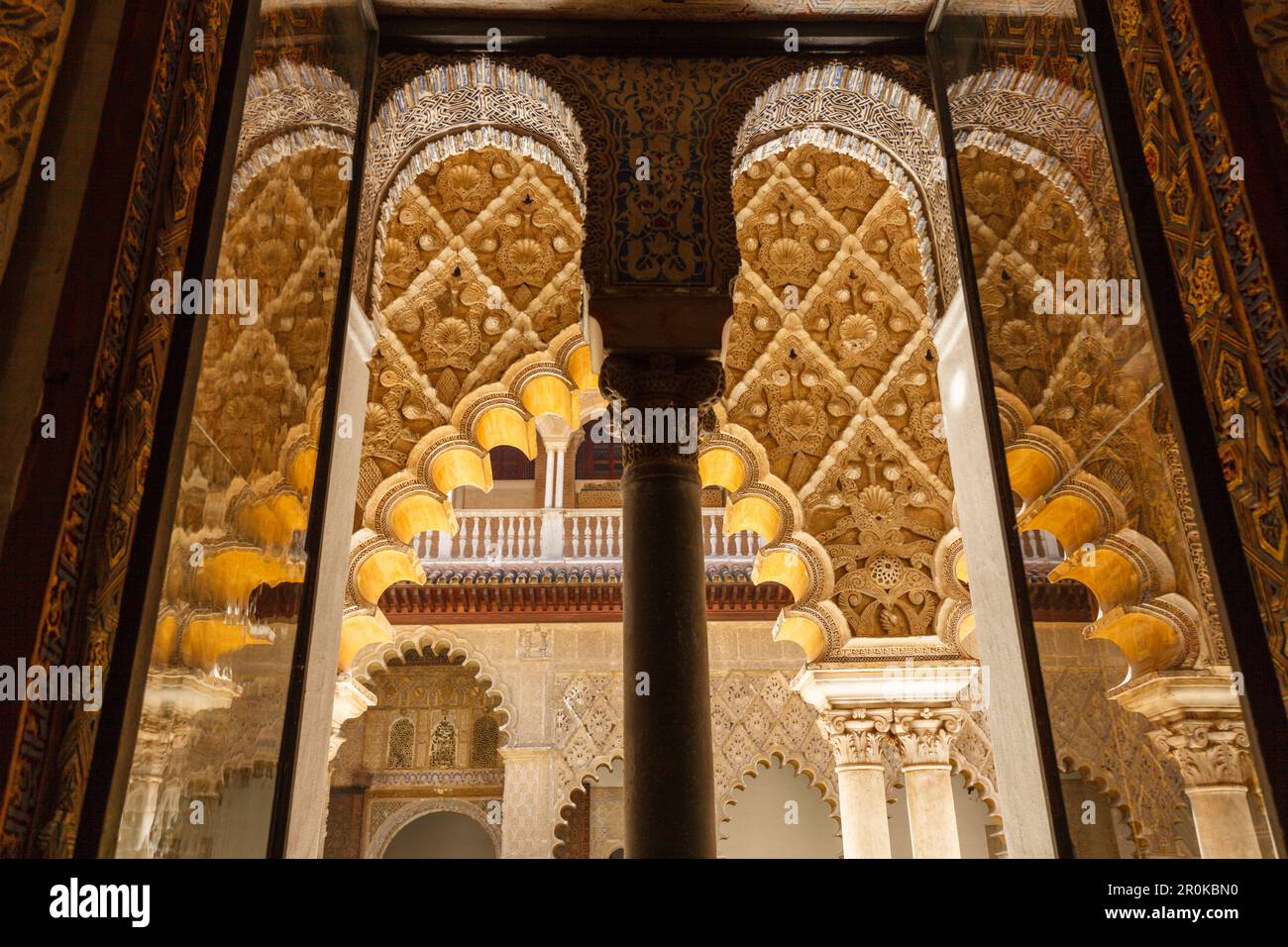 Patio de las Doncellas, Palacio del Rey Don Pedro, Real Alcazar, Königspalast, Mudejar-Architektur, UNESCO-Weltkulturerbe, Sevilla, Andalusien, Stockfoto