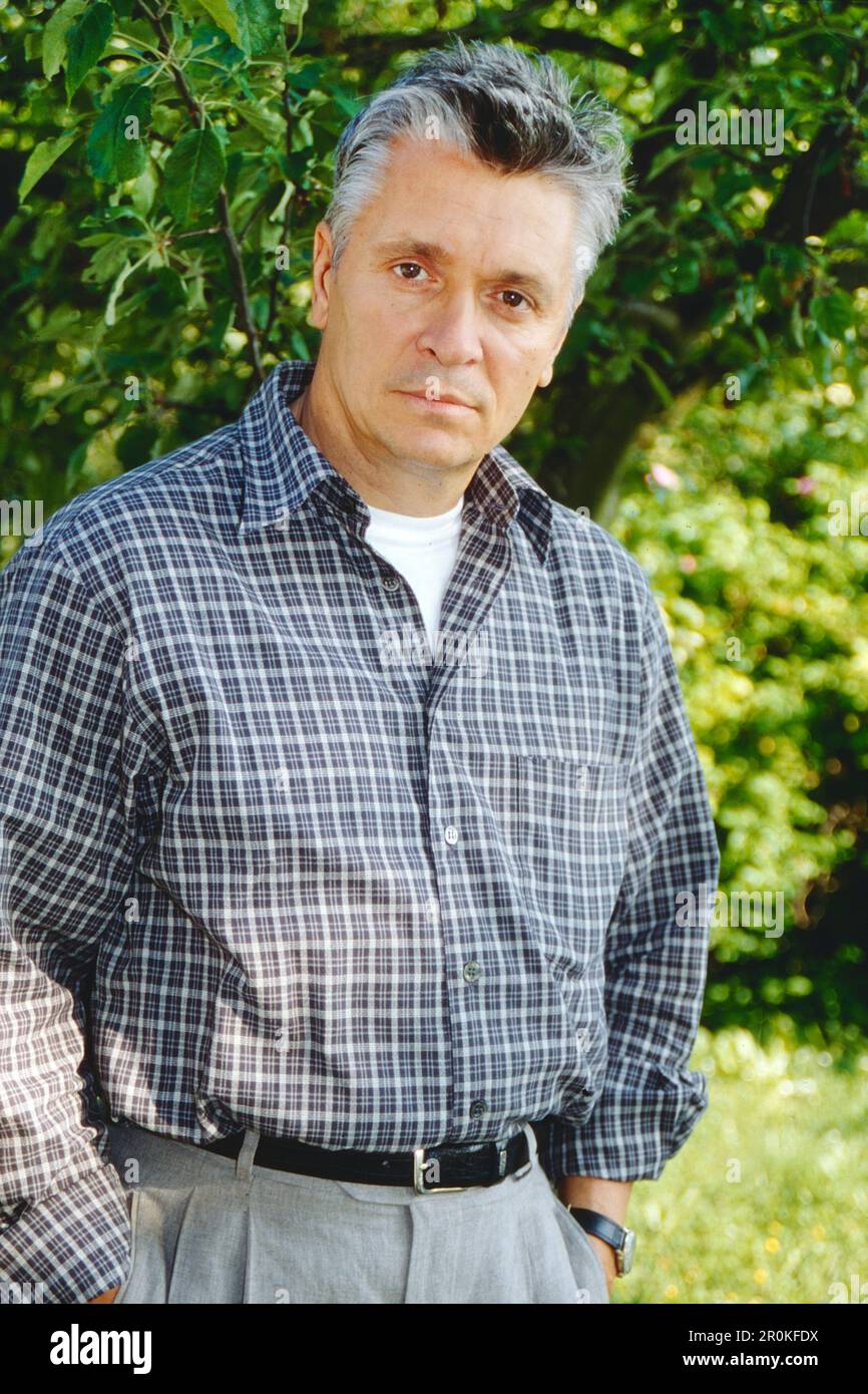 Henry Hübchen, deutscher Schauspieler, Hörspielsprecher, Portrait, Deutschland, 1996. Henry Huebchen, deutscher Schauspieler, Radiolautsprecher, Porträt, Deutschland, 1996. Stockfoto