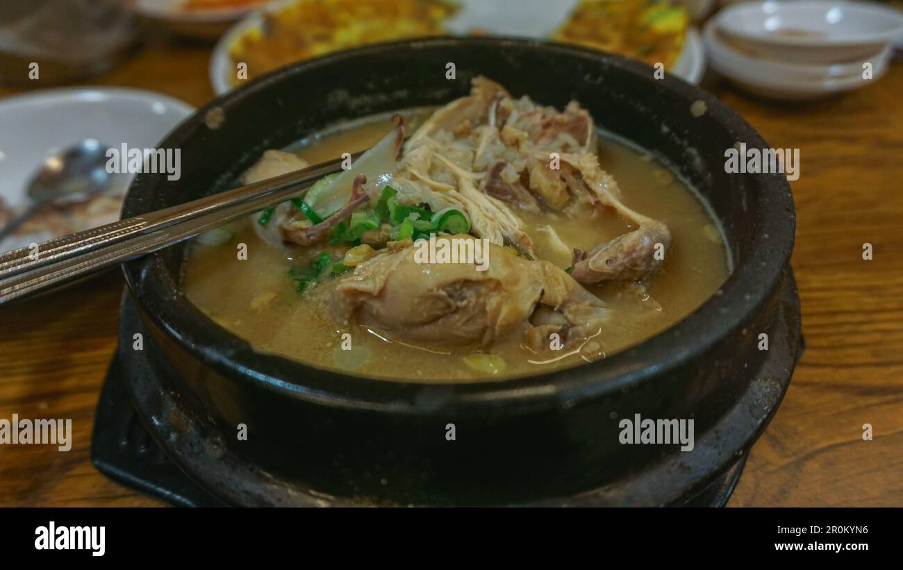 Tosokchon Samgyetang Stockfoto