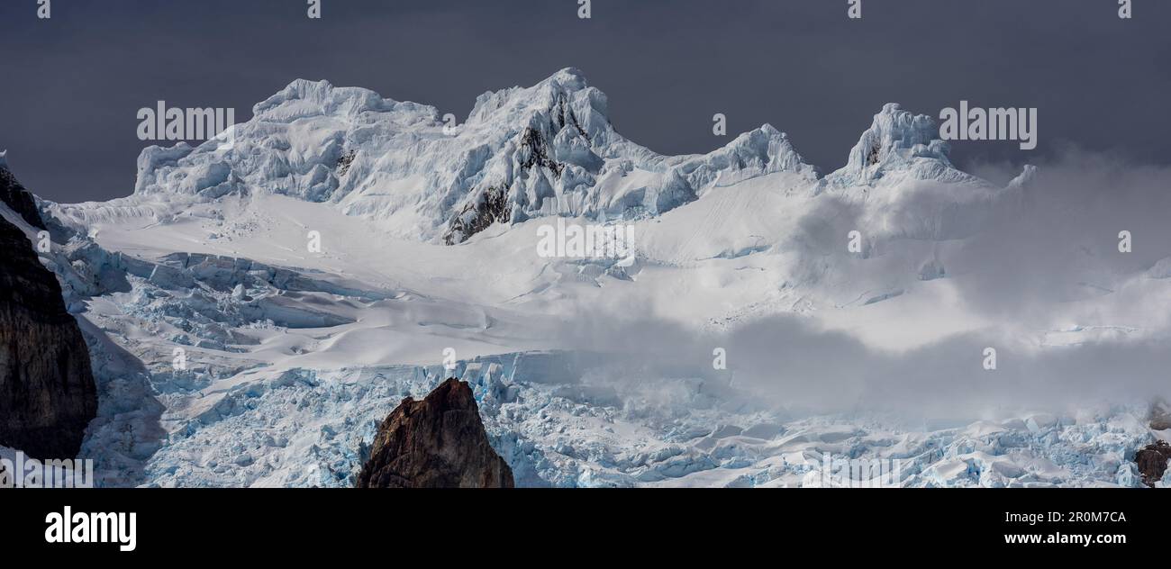 Eispilze auf dem Cerro Grande, von Campo de Hielo Sur, Los Glaciares Nationalpark, Patagonien, Argentinien Stockfoto