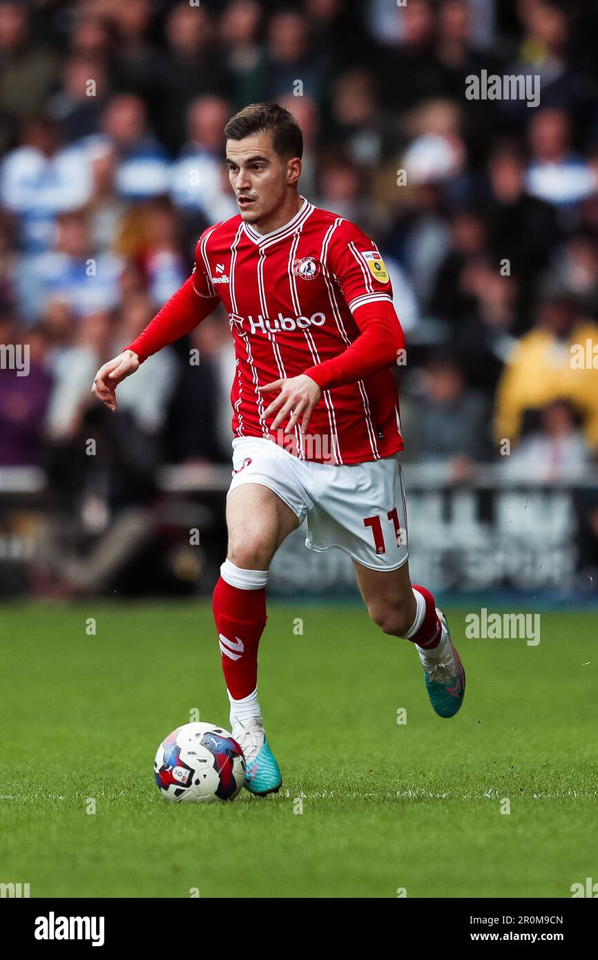 Anis Mehmeti von Bristol City in Aktion beim Sky Bet Championship Match