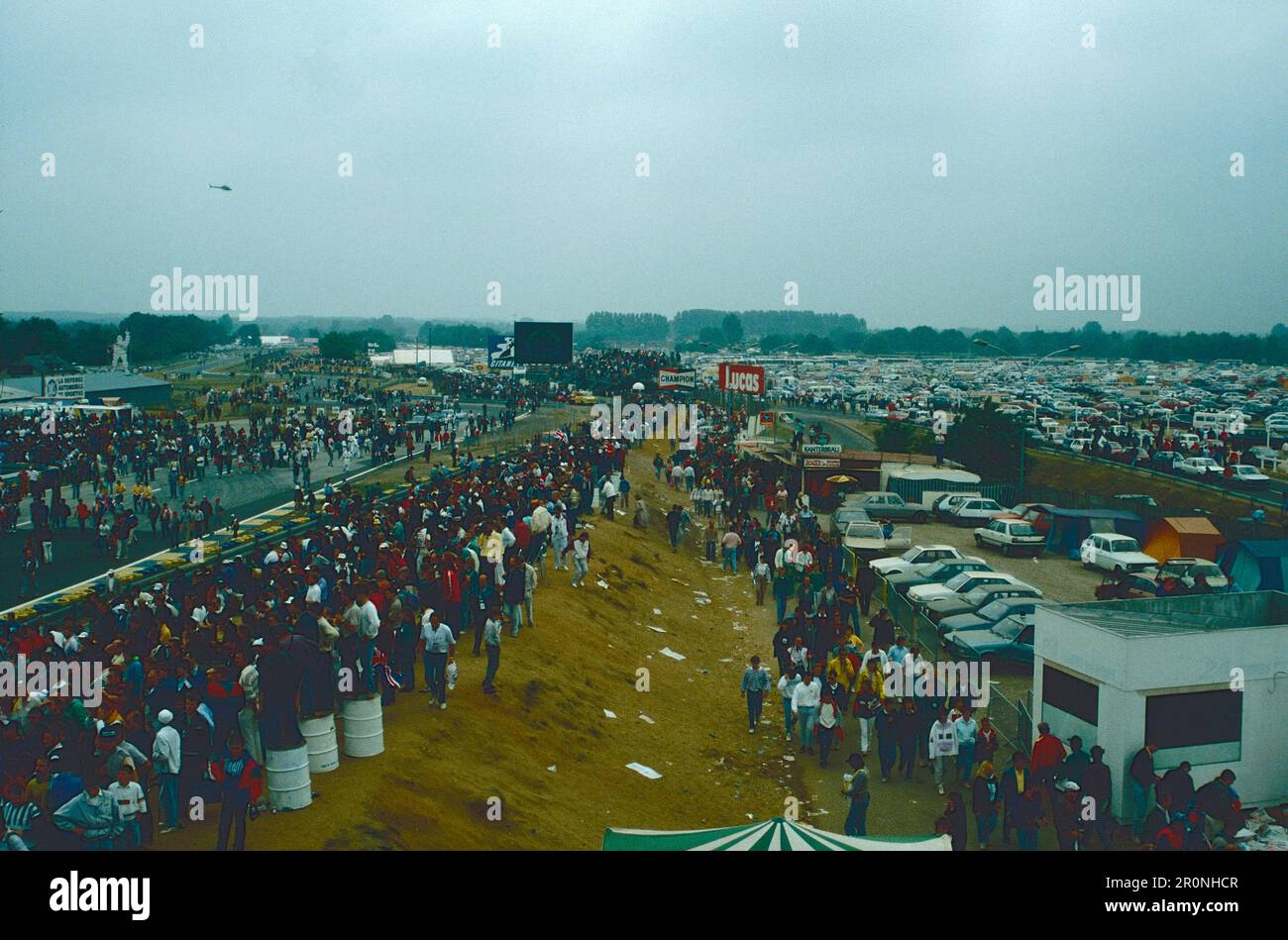 Blick auf die Öffentlichkeit bei den Sportwagens, Le Mans, Frankreich, 1988 Stockfoto