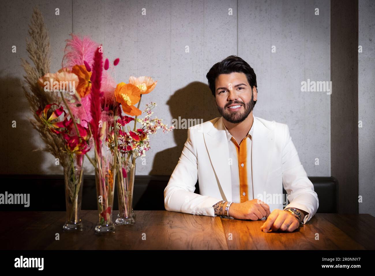 AMSTERDAM - Porträt von Roy Donders. Der Tilburg Reality Star ist bekannt für Fernsehprogramme wie Stylist van het Zuiden und Roy Donders Always Wat Specials. ANP RAMON VAN FLYMEN niederlande raus - belgien raus Stockfoto