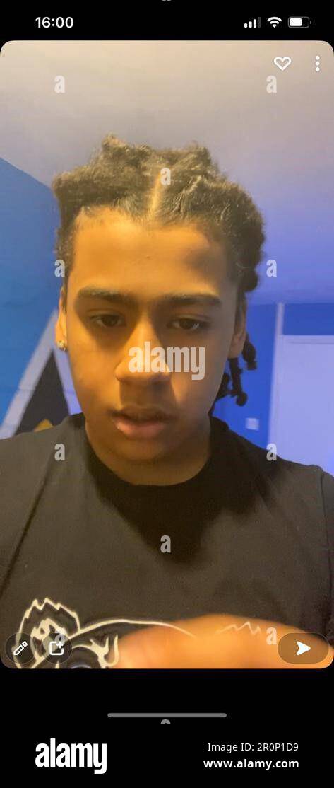 Unbezahltes Handout-Foto, ausgestellt von der Metropolitan Police of Jermaine Cols, der erstochen wurde, als er am 18 2021. November vor einem Hühnerladen in Croydon, Süd-London, wehrlos auf dem Boden lag. Marques Walker, 17, wurde im Old Bailey wegen Mordes an Jermaine, die im Alter von 14 Jahren das jüngste Opfer eines tödlichen Messerverbrechers im Jahr 2021 war, zu lebenslänglich mit einer Mindestdauer von 19 Jahren verurteilt. Ausgabedatum: Dienstag, 9. Mai 2023. Stockfoto