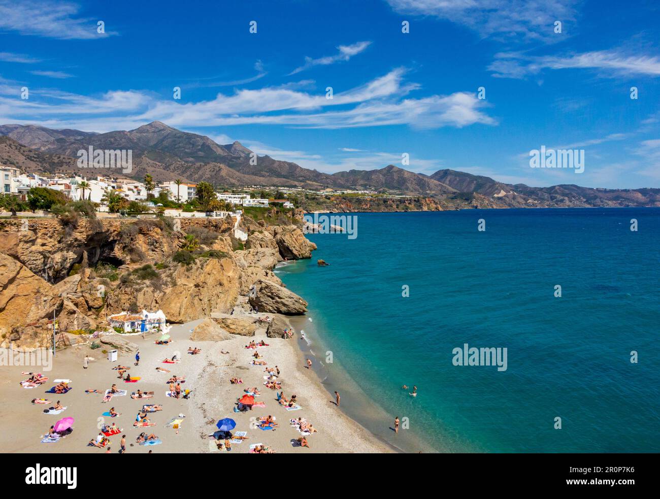 Küste in Nerja ein Badeort an der Costa del Sol in Andalusien Südspanien. Stockfoto