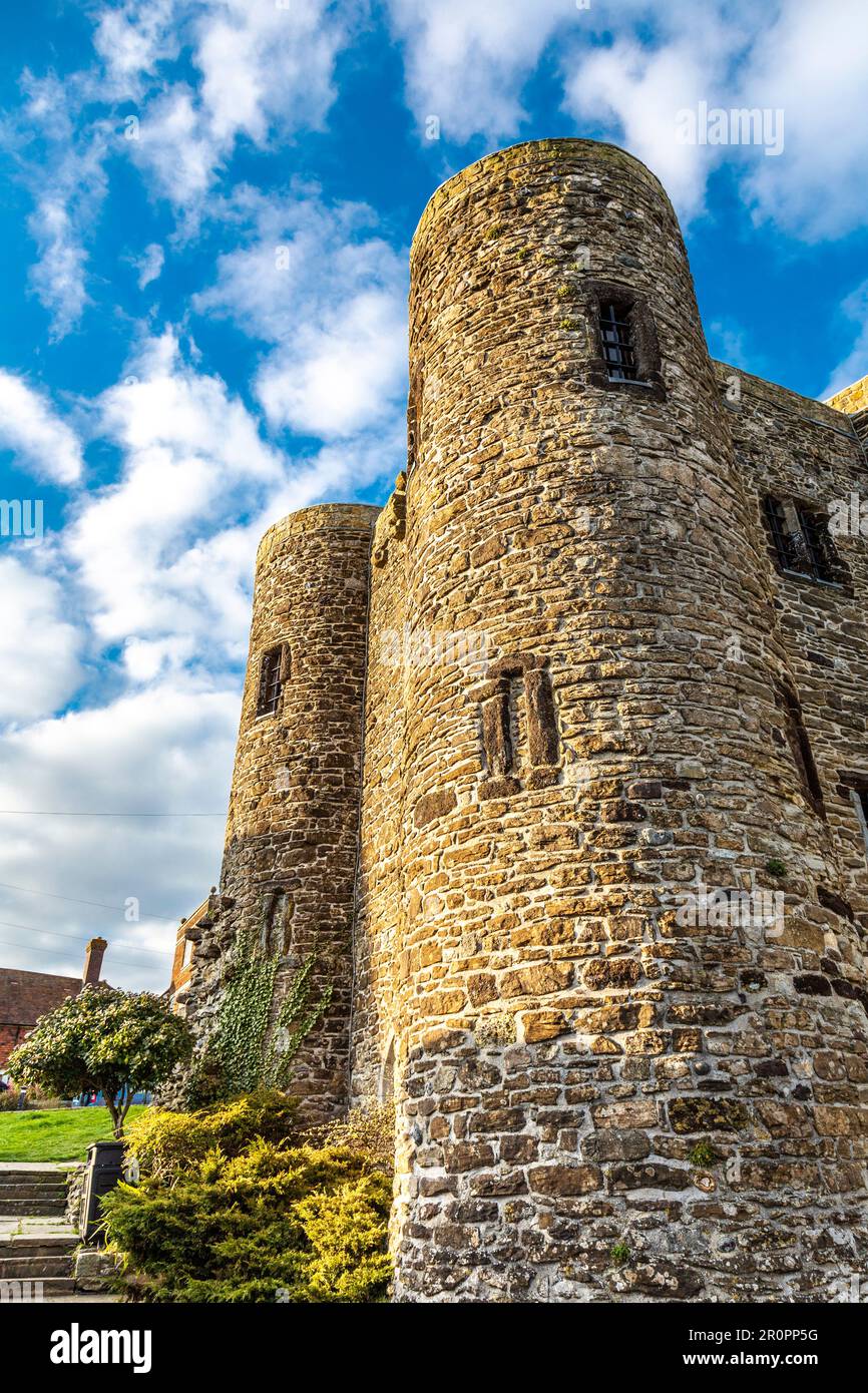 Rye Castle Museum - mittelalterlicher Ypern Tower aus dem 14. Jahrhundert, Rye, East Sussex, England, Großbritannien Stockfoto