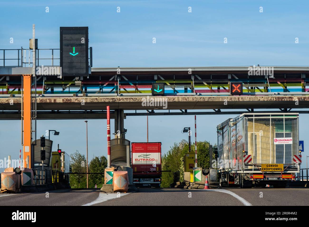 Elegantes Autobahn Frankreich Maut Fotos