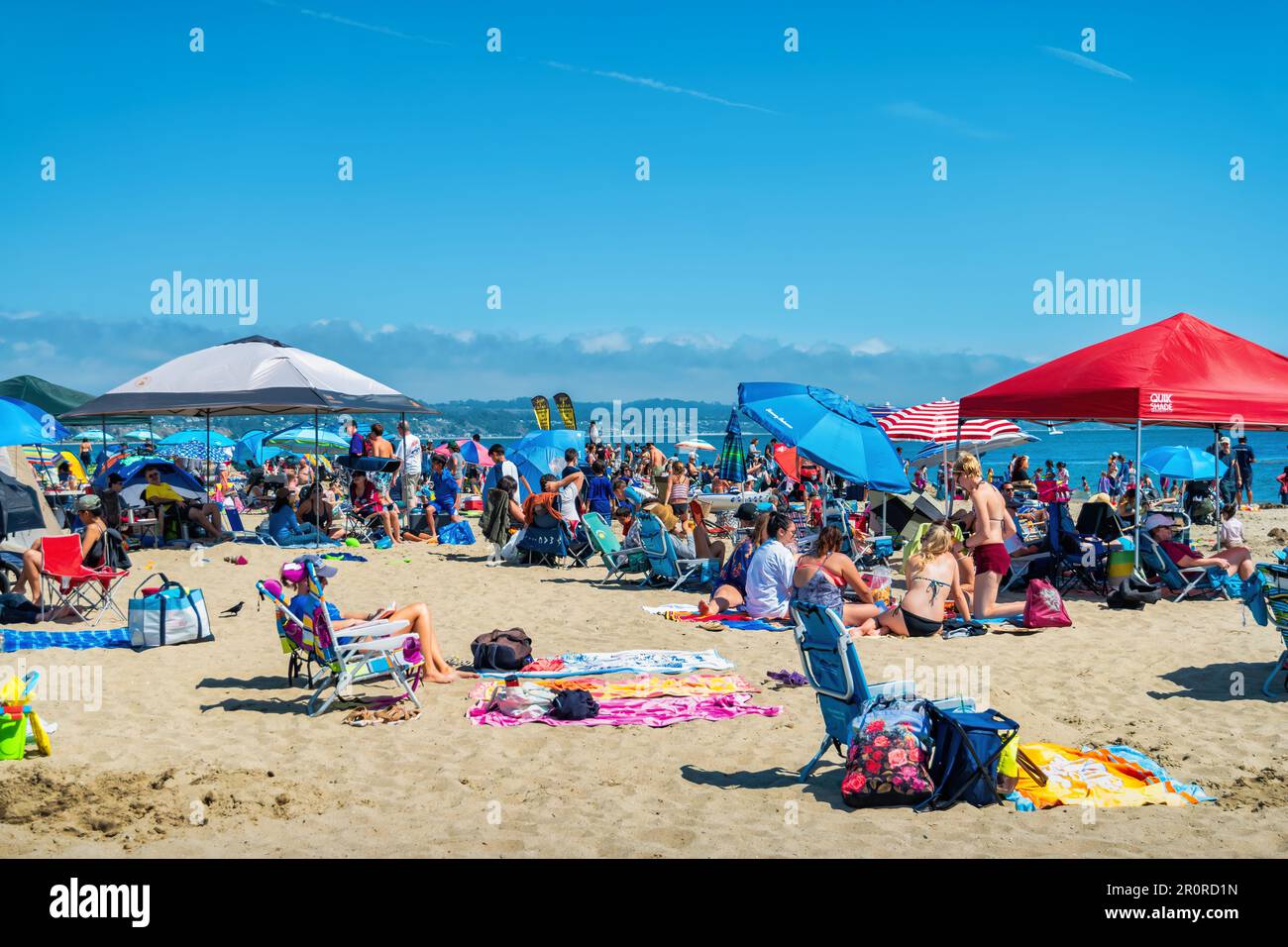 Die Menschen genießen den Strand in Capitola, Santa Cruz, Kalifornien, USA Stockfoto