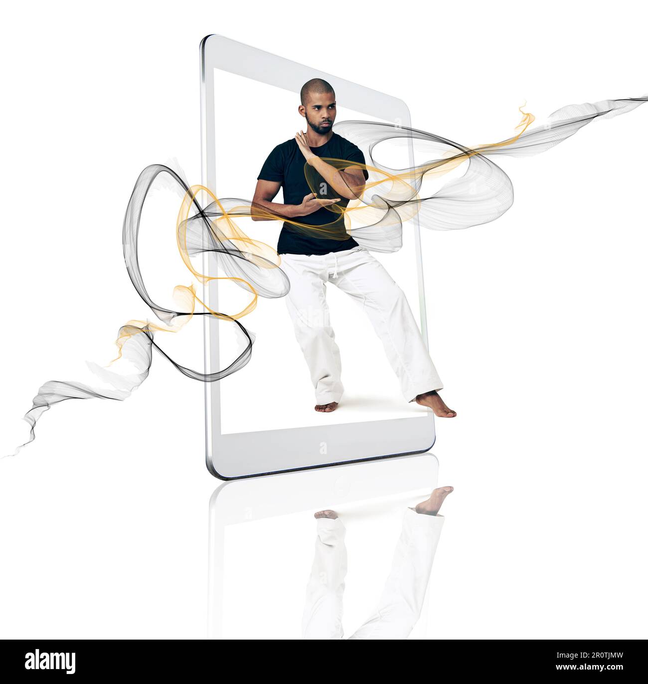 Karate, Tablet- und Trainings-Website, Online-App oder -Kurs über Technologie, Smartphone oder Handy und Kampfsport, Mensch oder soziale Medien. Bildschirm, ePort oder Stockfoto